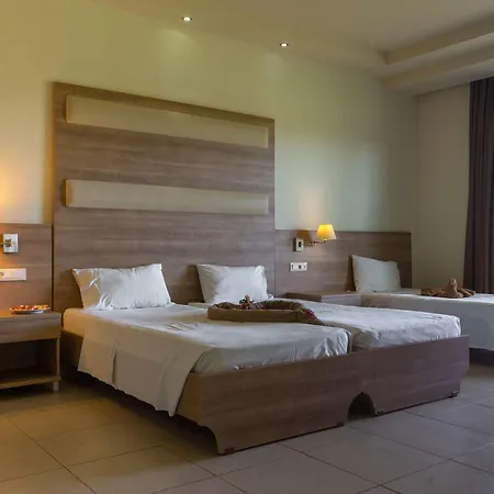 Stamos Hotel 2*